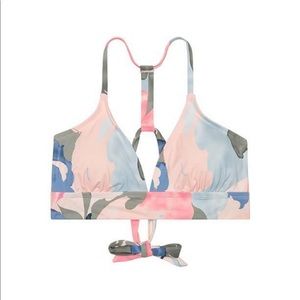 Dahlia Top: Paradise Carve Designs